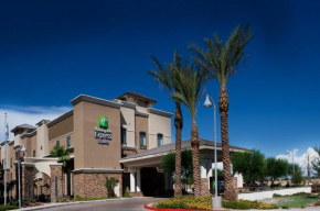  Holiday Inn Express & Suites Phoenix Glendale Dist, an IHG Hotel  Глендейл